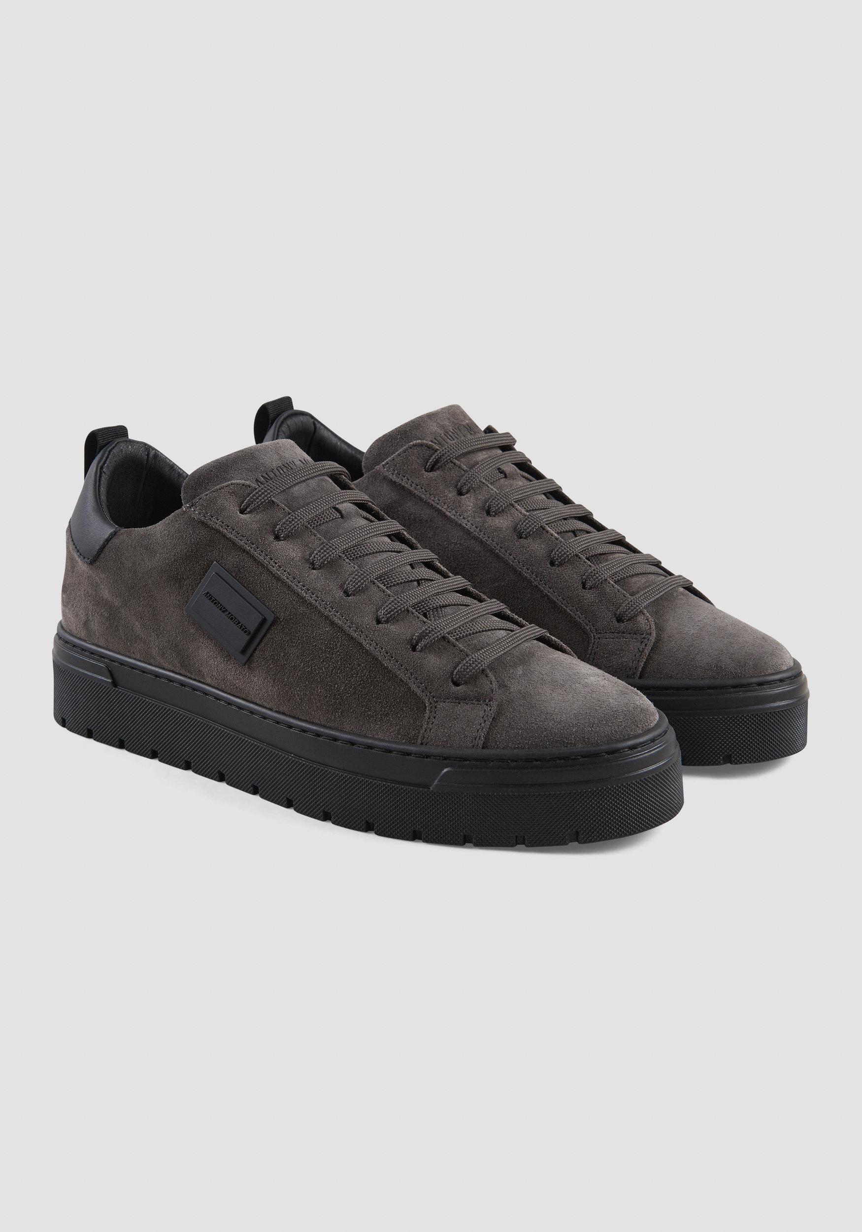Suede athletic shoes hot sale