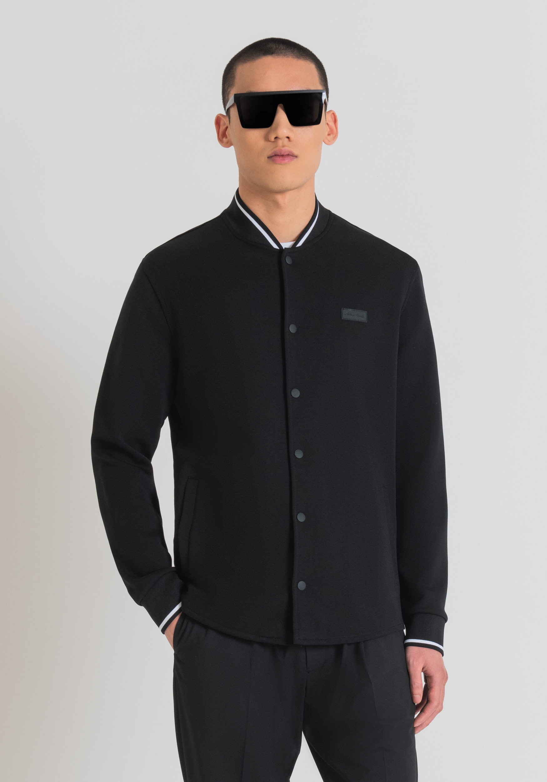 SLIM FIT COTTON BLEND SHIRT WITH SNAP BUTTONS AND RUBBER LOGO 