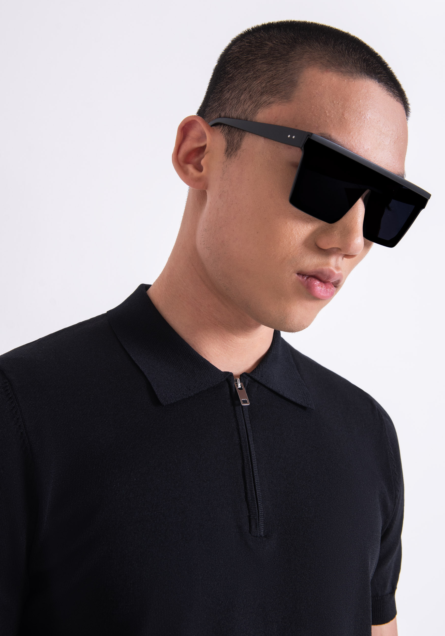 POLOSHIRT SUPER SLIM FIT AUS WEICHEM VISKOSEMISCHGARN MIT 