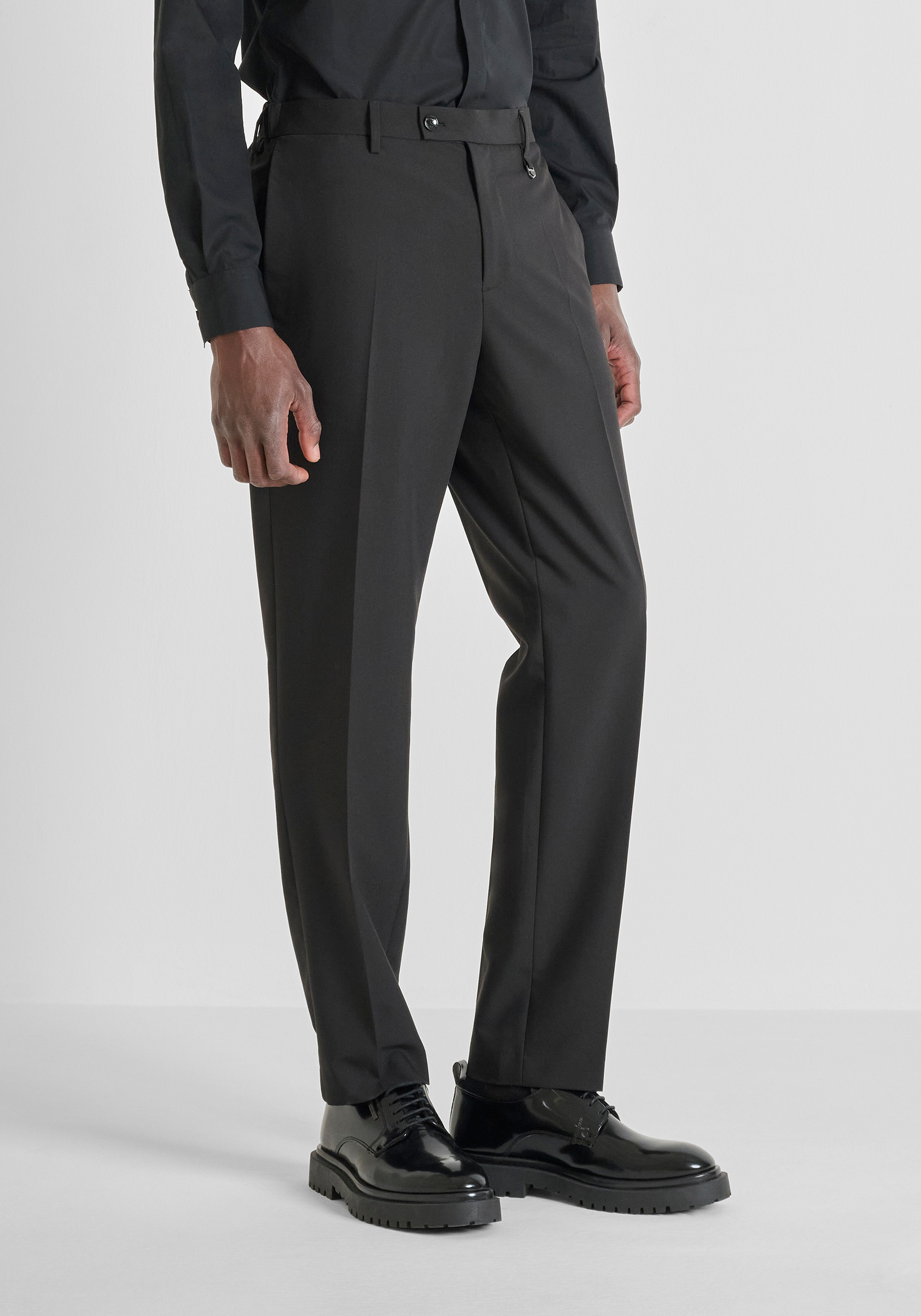 美品 FITTY&CO YOUR Button Trousers REGULAR FIT 