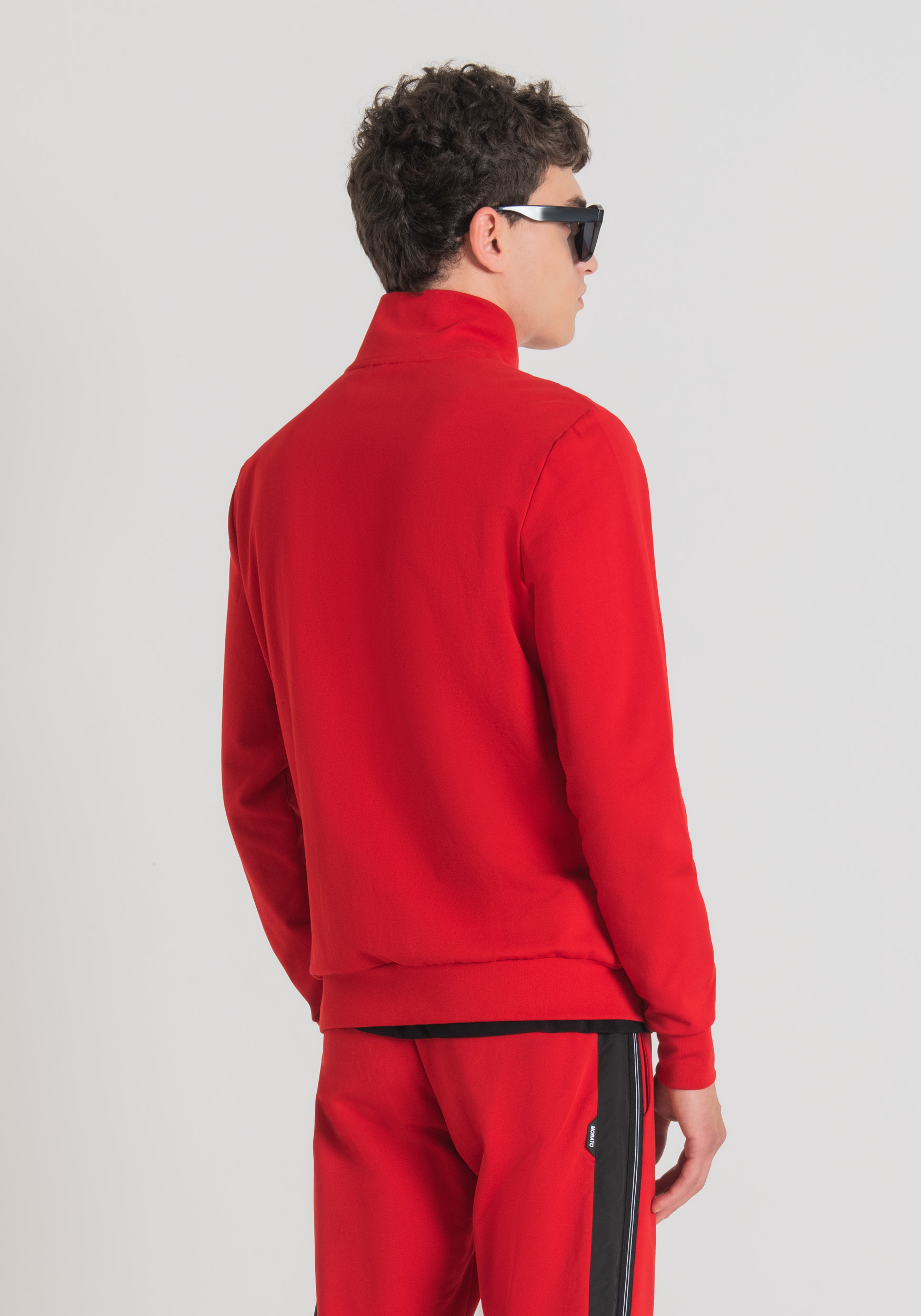 HIGH NECK SLIM FIT SWEATSHIRT IN SOFT STRETCH COTTON WITH HIDDEN