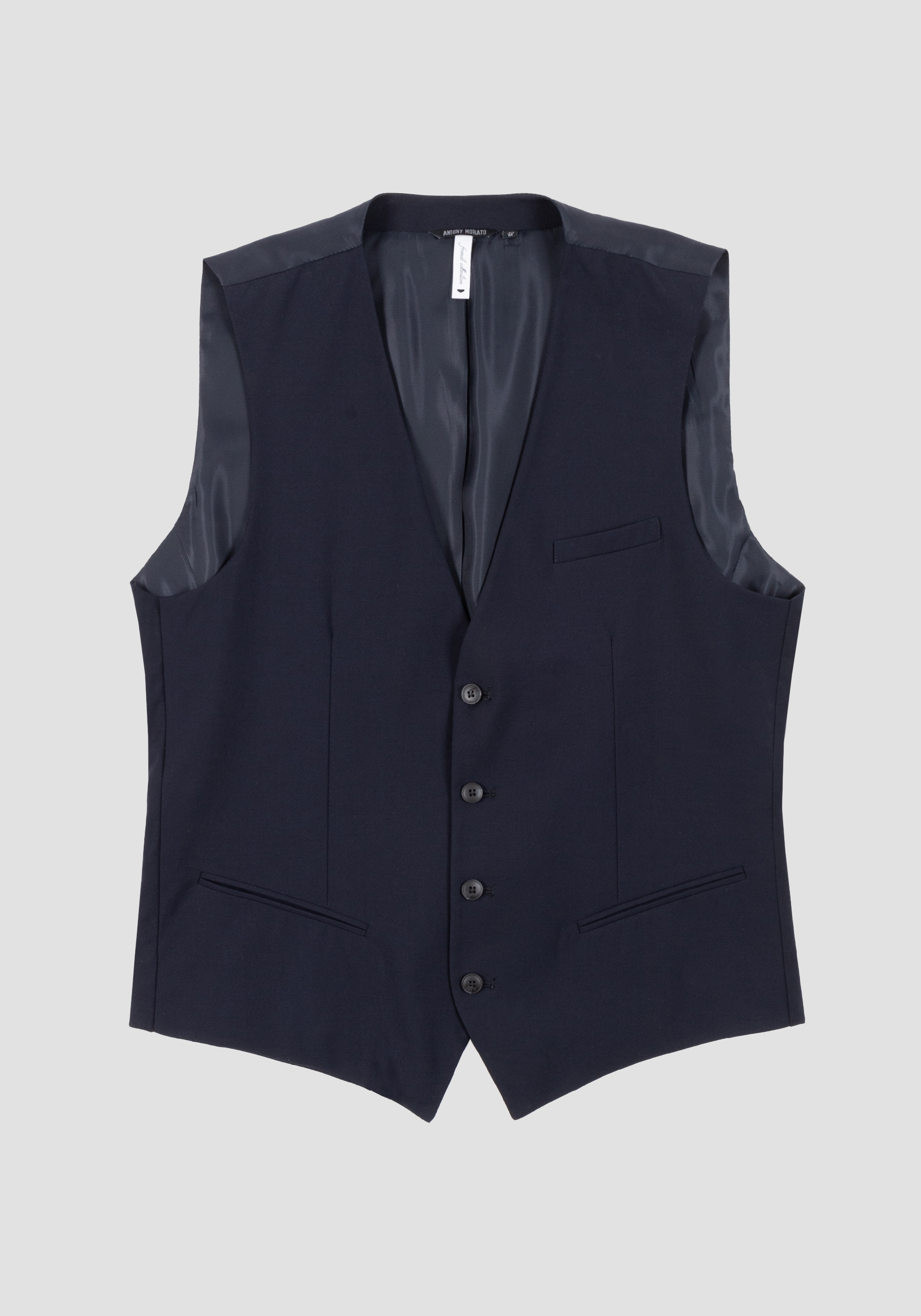Slim and 2025 fit vest