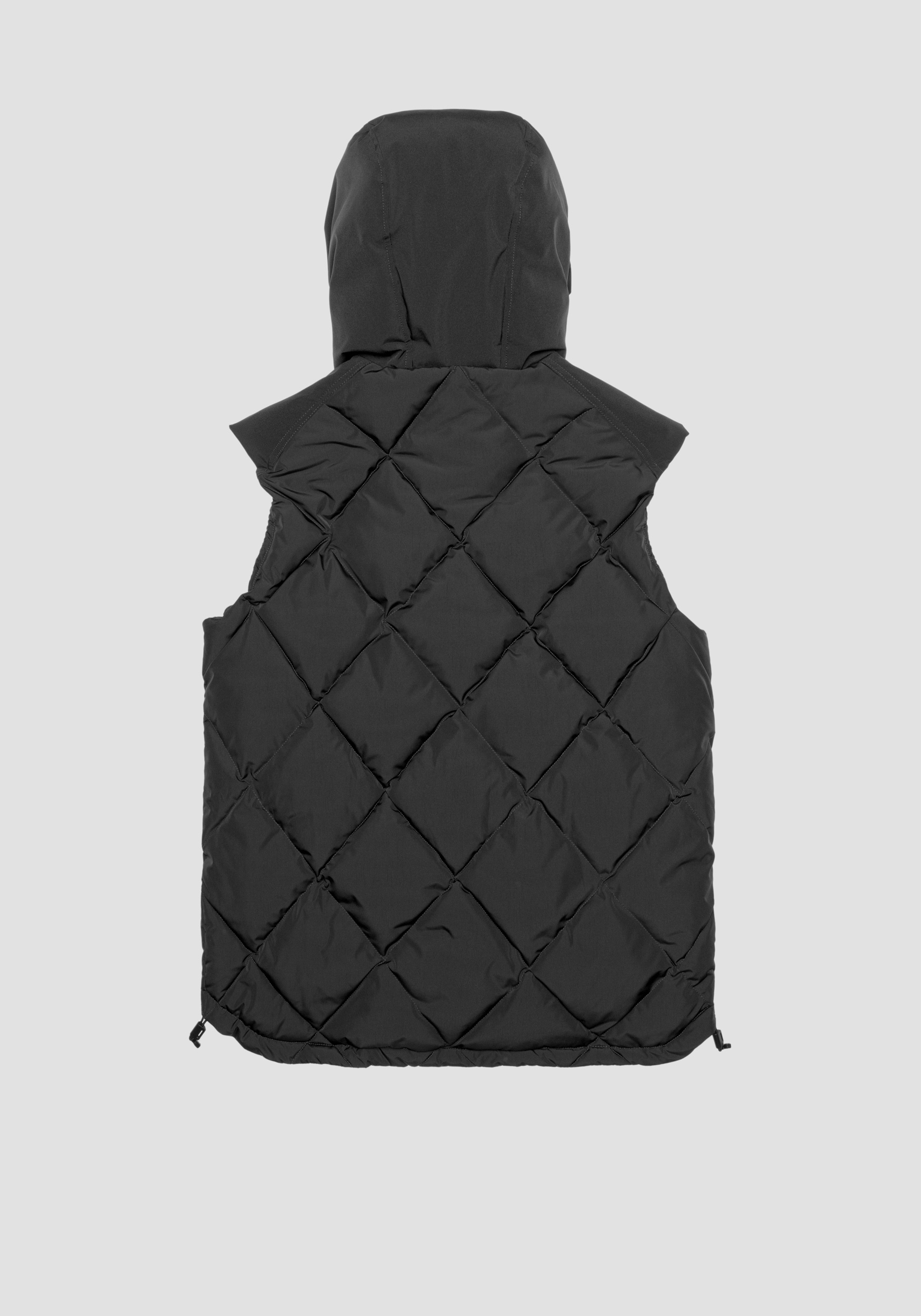 REGULAR FIT JACKET WITH HOOD IN TECHNICAL FABRIC WITH ECO-SUSTAINABLE  PADDING