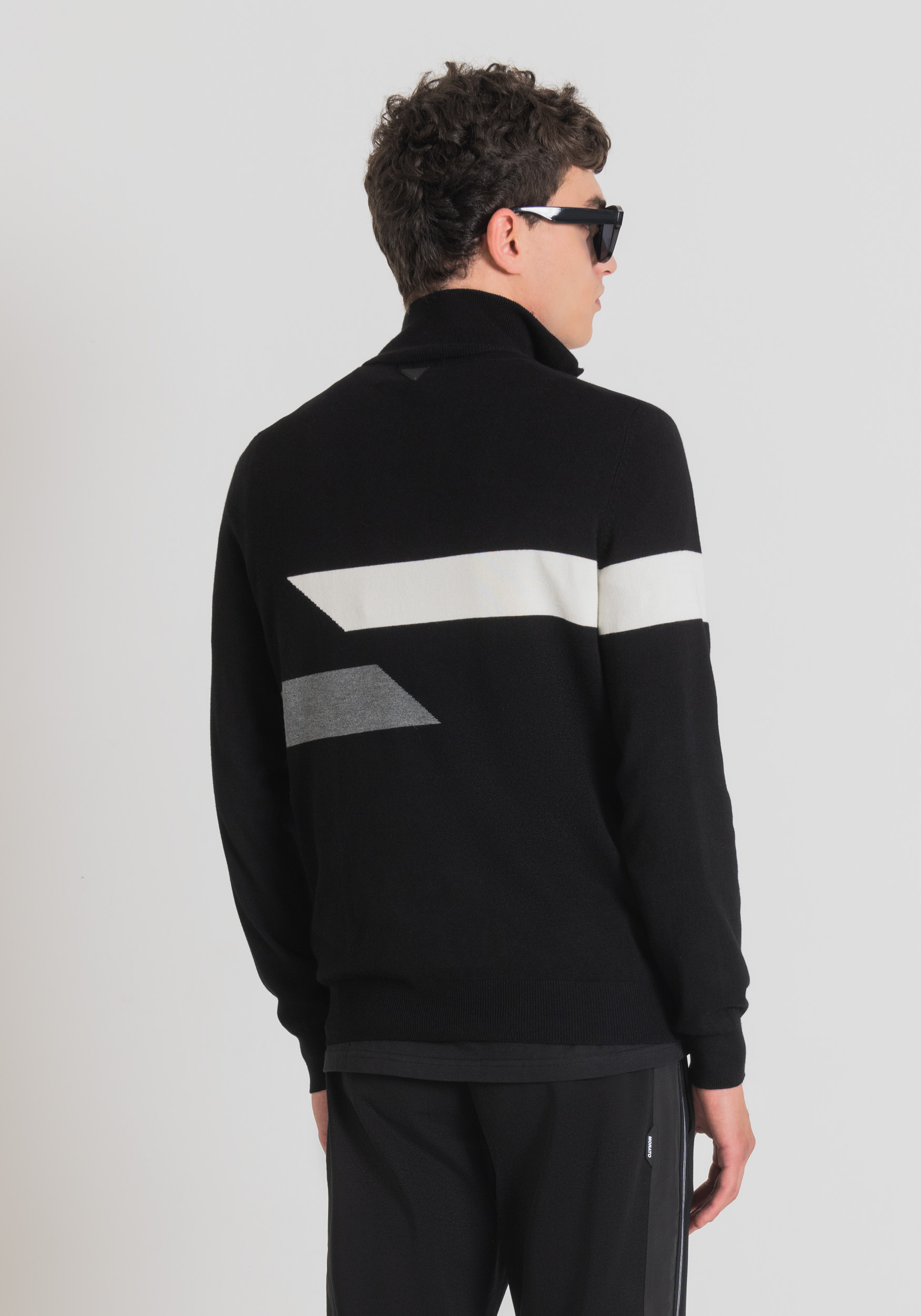 HIGH NECK SLIM FIT SWEATSHIRT IN STRETCH YARN WITH JACQUARD BANDS Antony Morato