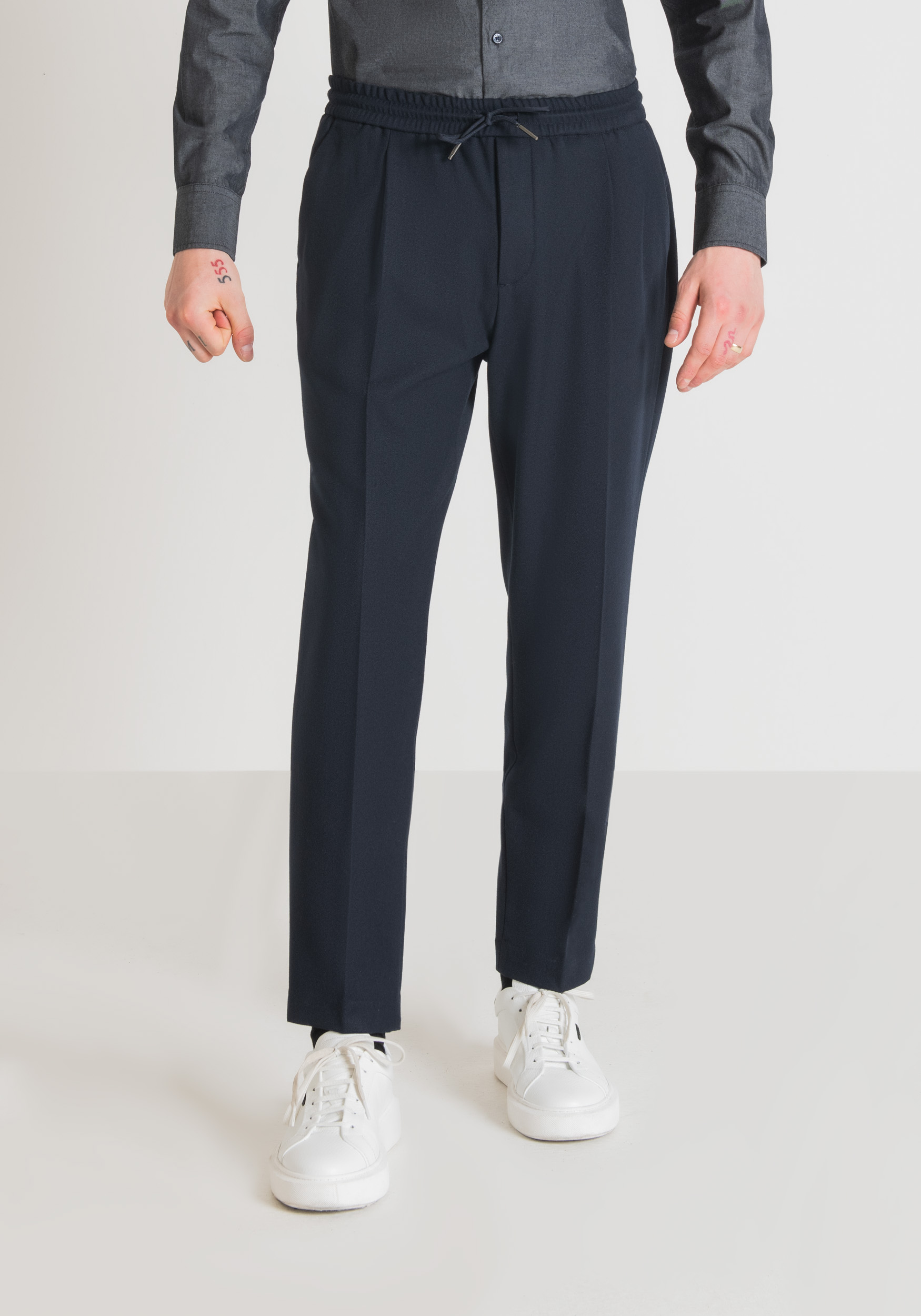 Pure wool drawstring trousers | GutteridgeEU | Men's  catalog-gutteridge-storefront